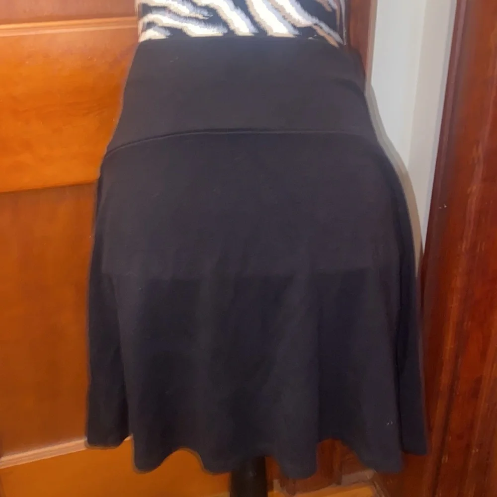 Loft black skirt size medium